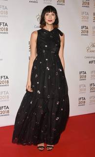 Caitríona Balfe feet photo thumbnail