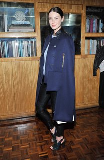 Caitríona Balfe feet photo thumbnail