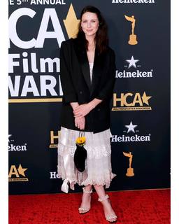 Caitríona Balfe feet photo thumbnail