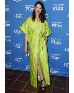 Caitríona Balfe feet photo thumbnail