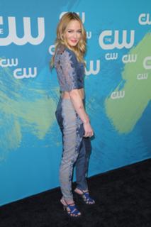 Caity Lotz feet photo thumbnail