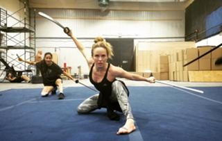 Caity Lotz feet photo thumbnail