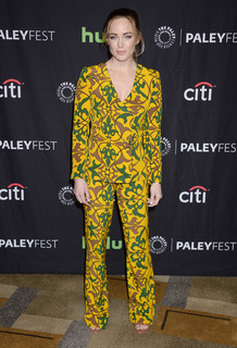 Caity Lotz feet photo thumbnail