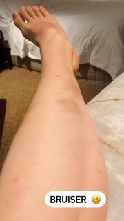 Caity Lotz feet photo thumbnail