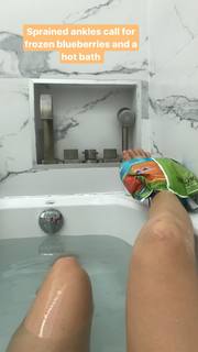 Caley Joyner feet photo 6