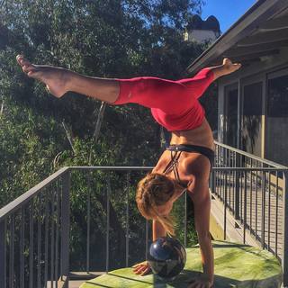 Caley Joyner feet photo 13