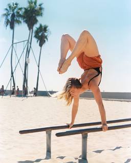 Caley Joyner feet photo 17