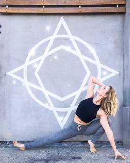 Caley Joyner feet photo 9