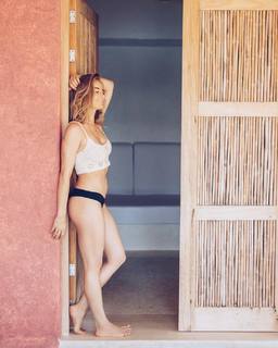 Caley Joyner feet photo 12