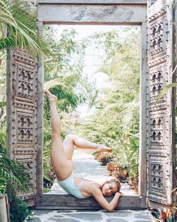 Caley Joyner feet photo 16