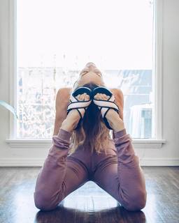 Caley Joyner feet photo 7