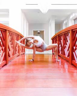 Caley Joyner feet photo 3