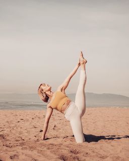 Caley Joyner feet photo 4