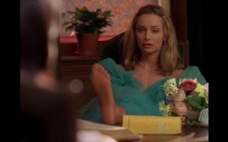 Calista Flockhart feet photo thumbnail