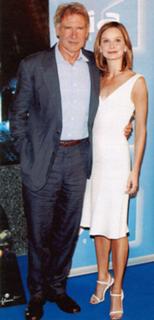 Calista Flockhart feet photo thumbnail