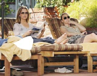 Calista Flockhart feet photo thumbnail