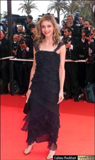 Calista Flockhart feet photo thumbnail