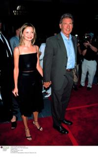 Calista Flockhart feet photo thumbnail