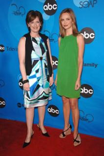 Calista Flockhart feet photo thumbnail