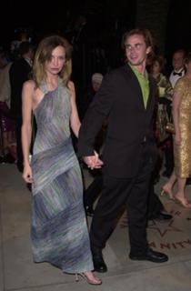 Calista Flockhart feet photo thumbnail