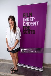 Callie Hernandez feet photo 3