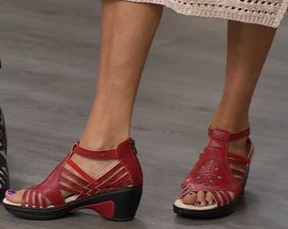 Callie Northagen feet photo 5