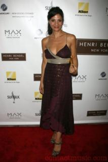 Callie Thorne feet photo thumbnail