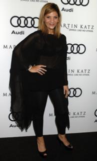 Callie Thorne feet photo thumbnail