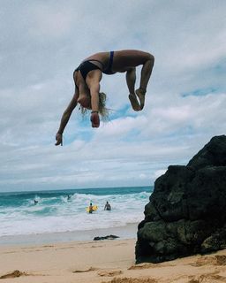 Calyx Hampton feet photo thumbnail