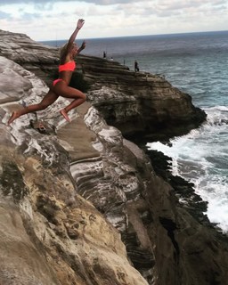 Calyx Hampton feet photo thumbnail