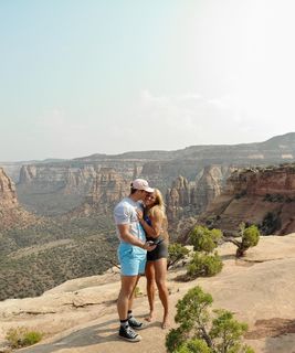 Calyx Hampton feet photo thumbnail