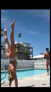 Calyx Hampton feet photo thumbnail