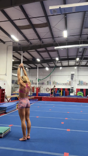 Calyx Hampton feet photo thumbnail