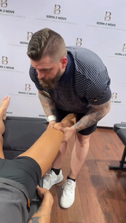 Calyx Hampton feet photo thumbnail