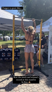 Calyx Hampton feet photo thumbnail