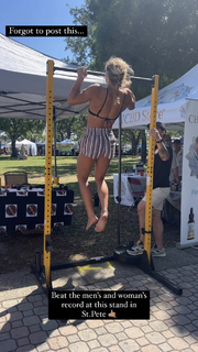 Calyx Hampton feet photo thumbnail