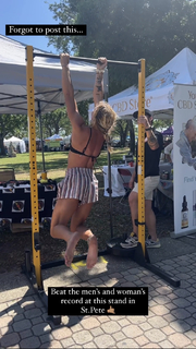 Calyx Hampton feet photo thumbnail