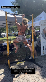 Calyx Hampton feet photo thumbnail