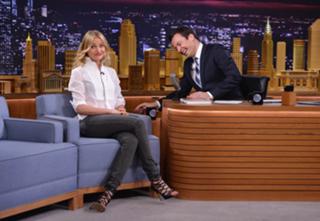Cameron Diaz feet photo thumbnail