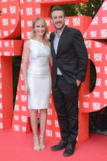 Cameron Diaz feet photo thumbnail