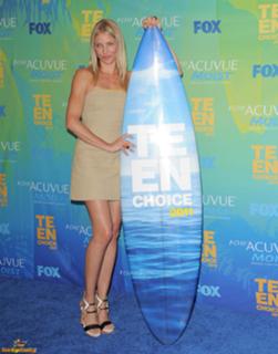 Cameron Diaz feet photo thumbnail