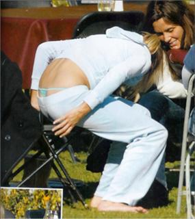Cameron Diaz feet photo thumbnail