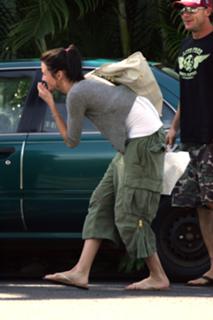Cameron Diaz feet photo thumbnail