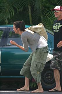 Cameron Diaz feet photo thumbnail
