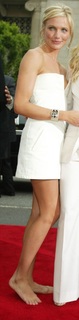 Cameron Diaz feet photo thumbnail