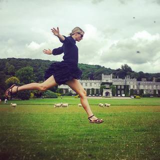 Cameron Richardson feet photo 16