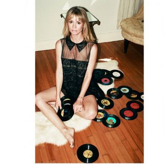 Cameron Richardson feet photo 15