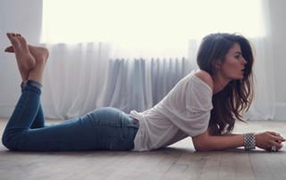 Cameron Russell feet photo 3