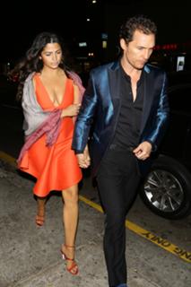 Camila Alves feet photo thumbnail