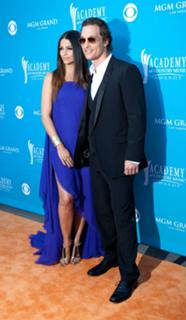 Camila Alves feet photo thumbnail